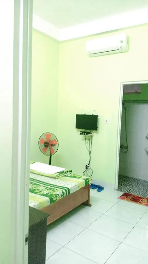 Bed and Breakfast Nha Nghi Lam Tung Nha Trang Bed & Breakfast