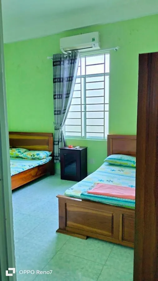 Bed and Breakfast Nha Nghi Lam Tung Nha Trang Vietnam